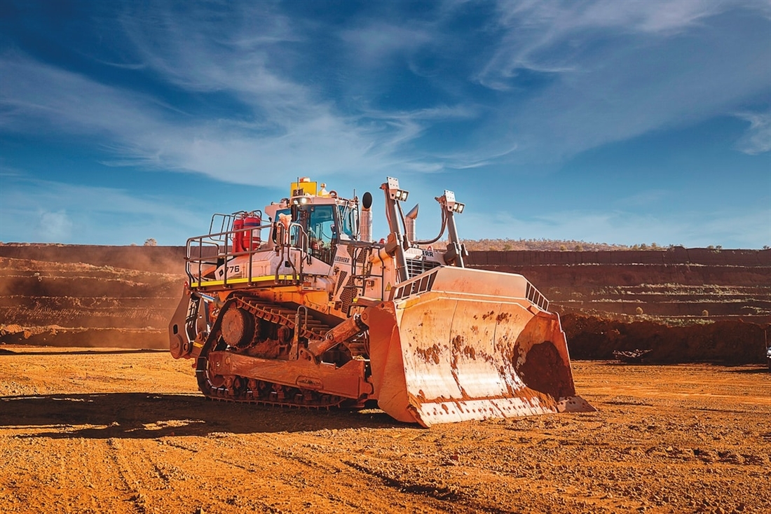 Getting the Best out of the Liebherr PR 776 G8 Dozer