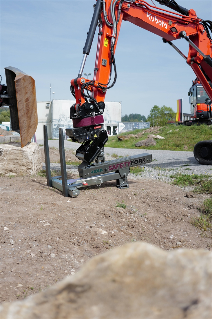 Holp launches gravity stabilised Safety Fork