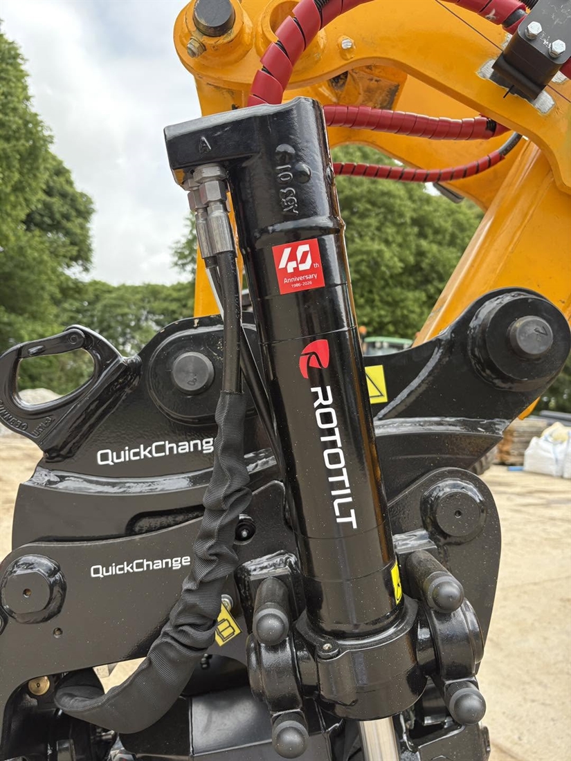 Backhoe to the future with Rototilt