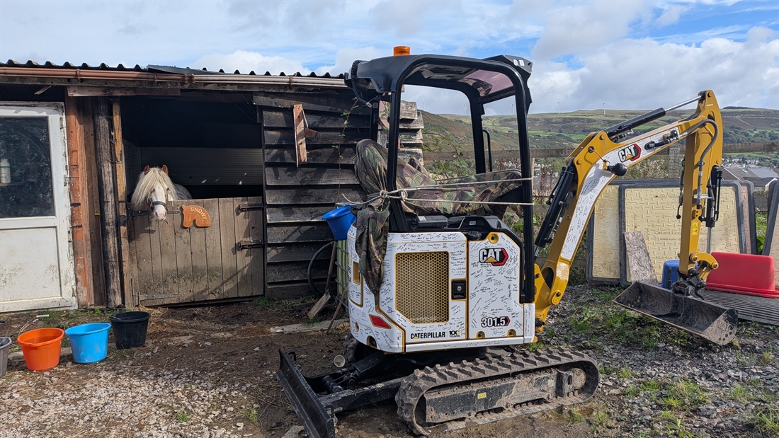 Valley Veterans break ground with new Cat excavator