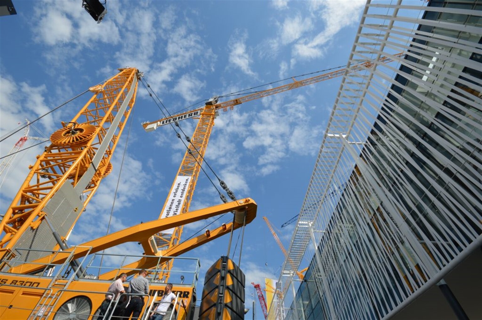 The sun shines on the biggest Bauma ever